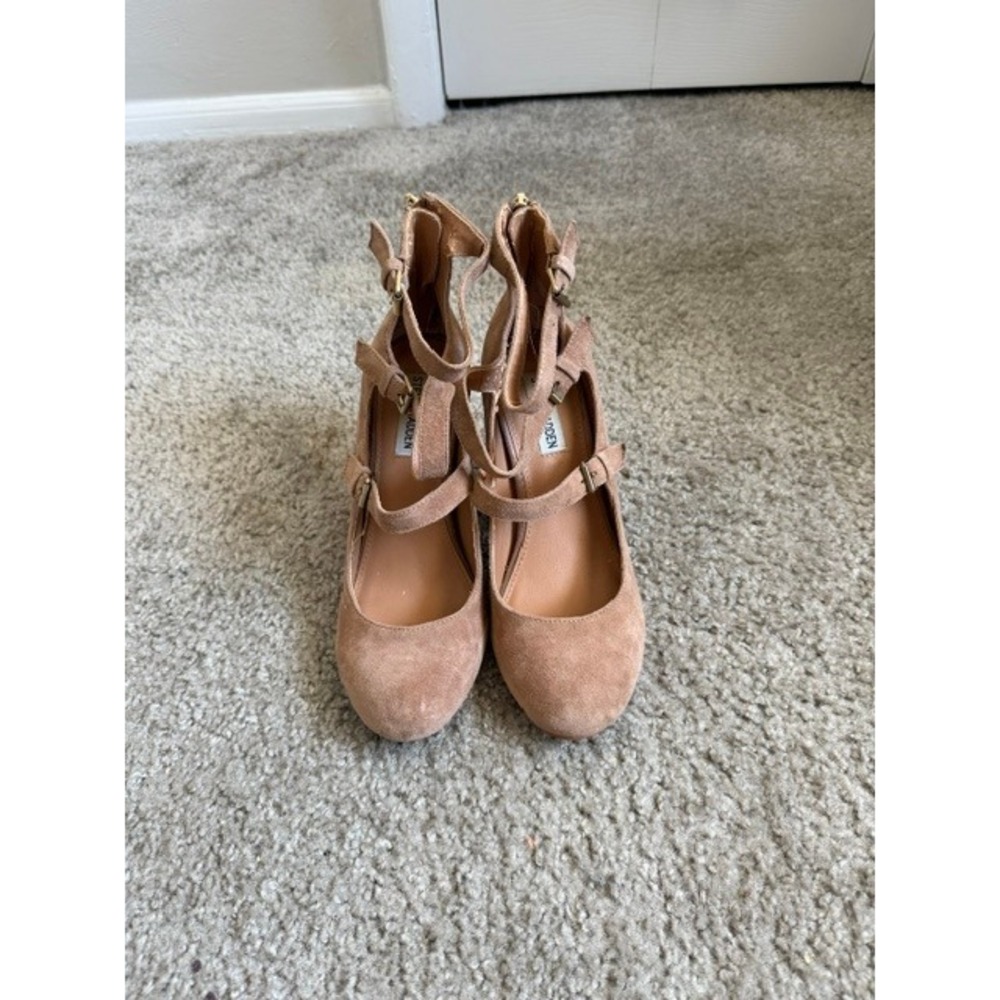 Steve Madden Tan Suede Multi Strap Block Heel Pumps Round Toe Rear Zip Sz 8.5